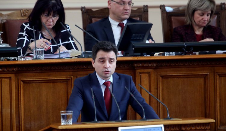 Димитър Данчев: Министър-председателят няма право да предлага нова Конституция
