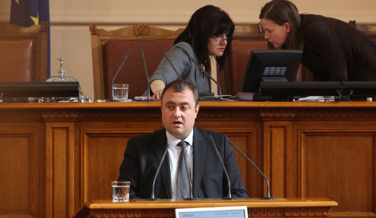 Иванов: Оставката на вътрешния министър може да върне доверието в институциите и България