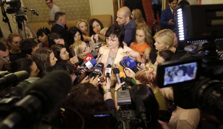 Корнелия Нинова: БСП иска референдум по Истанбулската конвенция