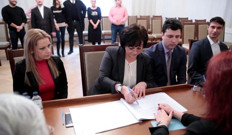 Корнелия Нинова: 6 партии внесохме 6000 подписа за отличен 6 на изборите