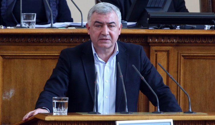 Атанас Мерджанов: За цяла година Бъчварова не съумя да убеди, че може да ръководи МВР