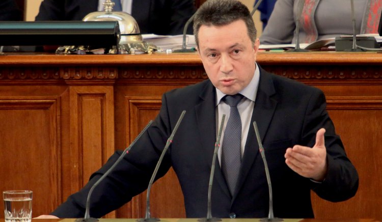 По инициатива на БСП ЛЯВА БЪЛГАРИЯ депутати внесоха искане за изслушване на Борисов за срещата му с Давутоглу