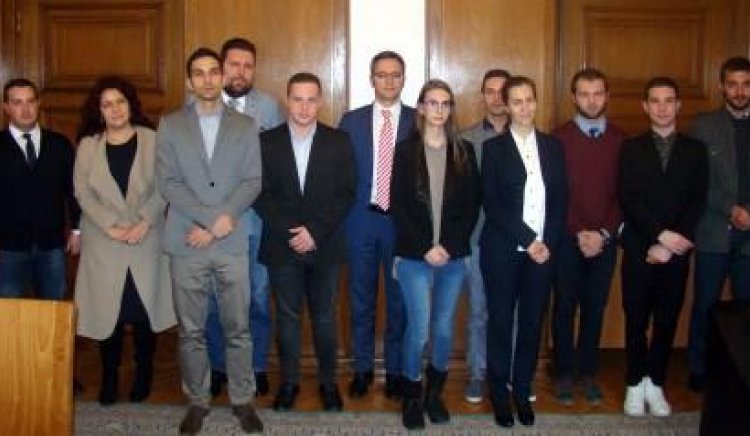 Двама студенти по право са победителите в конкурса за стажанти към Комисията по европейските въпроси и контрол на европейските фондове