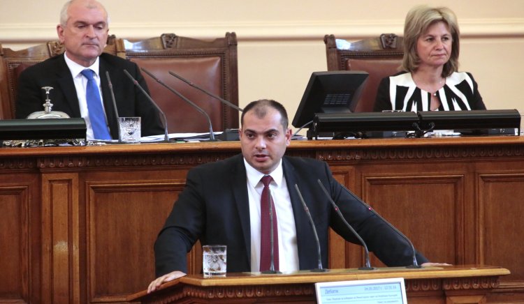 Филип Попов: Част от службите за сигурност ще бъдат закрити до 5 години с тази бюджетна политика