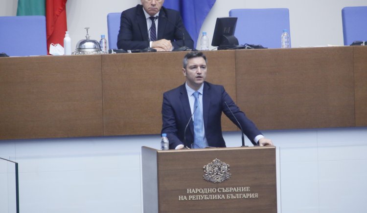 БСП привика Борисов в парламента да отговаря за Република Северна Македония
