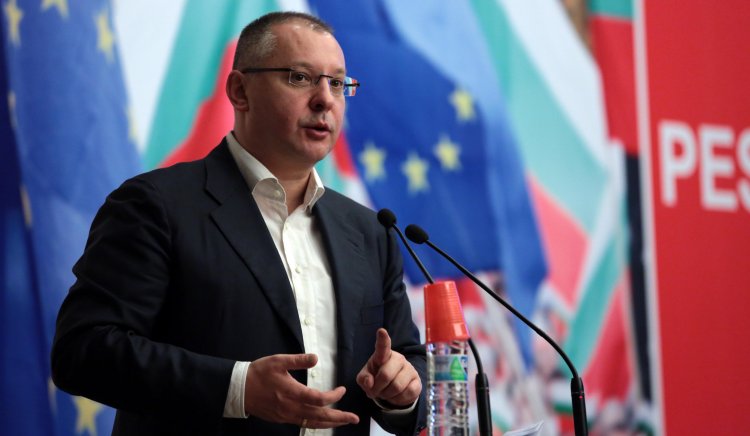 Станишев подкрепи плана на Ренци за миграцията 