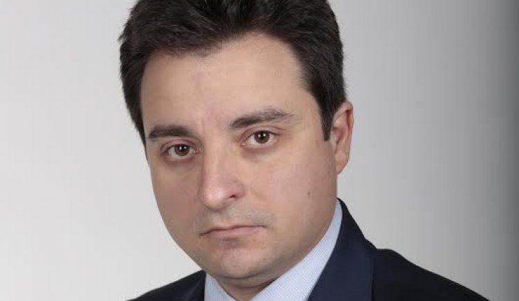 Димитър Данчев: Не е уместно това мнозинство да взима управленски решения, още по-малко да предлага нова Конституция