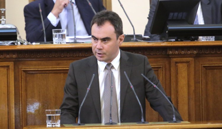 Жельо Бойчев: В алтернативата си имаме мерки за българските семейства