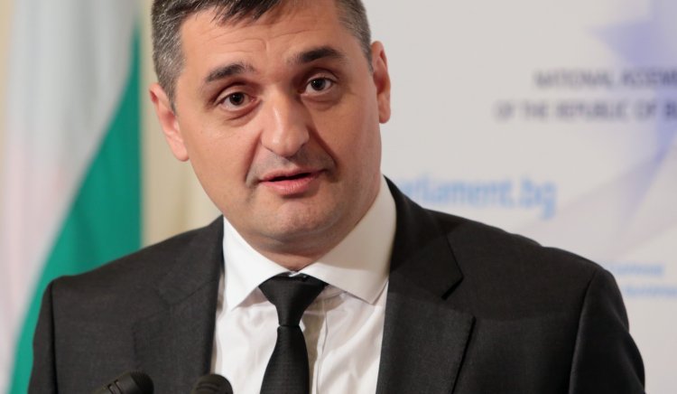 Кирил Добрев: Дори и без Цветан Цветанов, МВР продължава да се управлява по Цветановски
