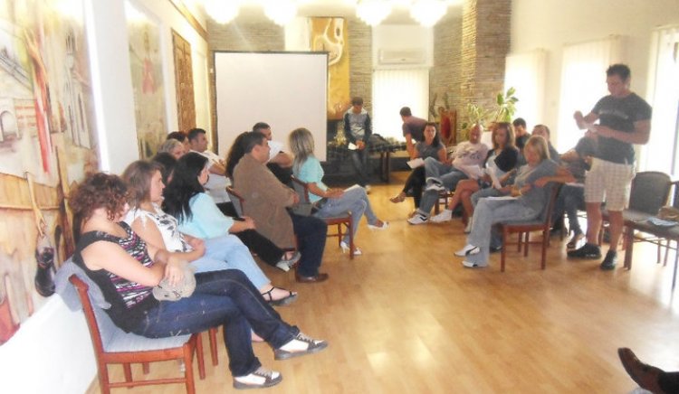 Областна среща тренинг в Харманли проведоха младежи