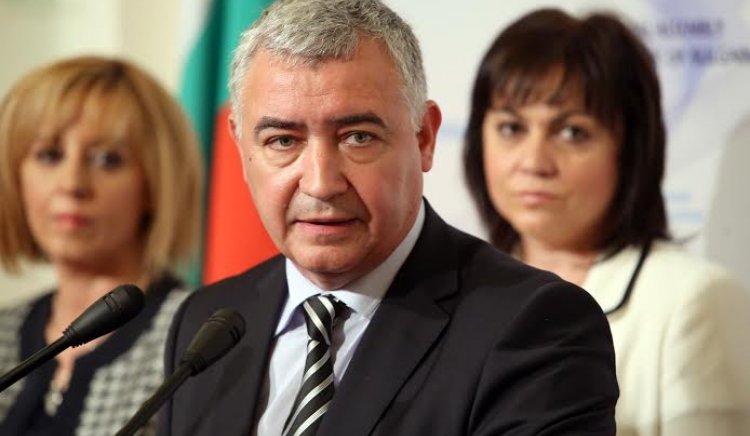 Атанас Мерджанов: Борисов лично да поеме координацията по въпросите на бежанците