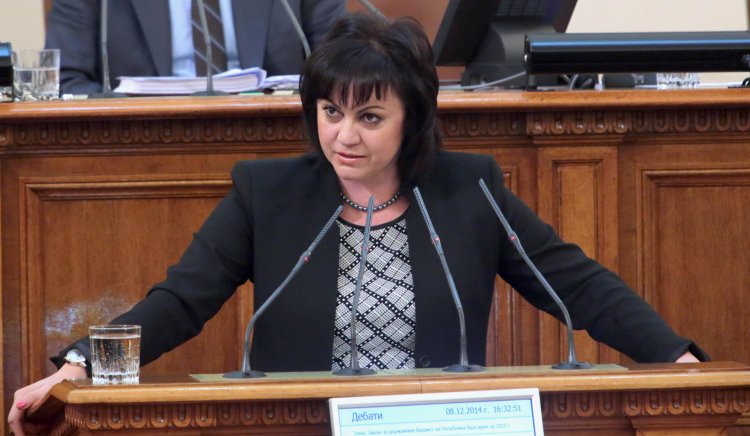 Корнелия Нинова за бюджет 2015: 14 социални плащания са във фризера