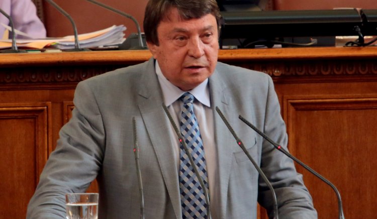 Младен Червеняков: ГЕРБ убива парламентаризма