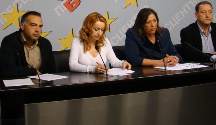 Росица Янакиева: Мутри от Перник ли водят предизборната кампания на ГЕРБ в града?