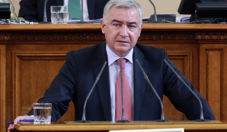 Атанас Мерджанов: Българското правителство се държи неадекватно и е на път да предизвика паника