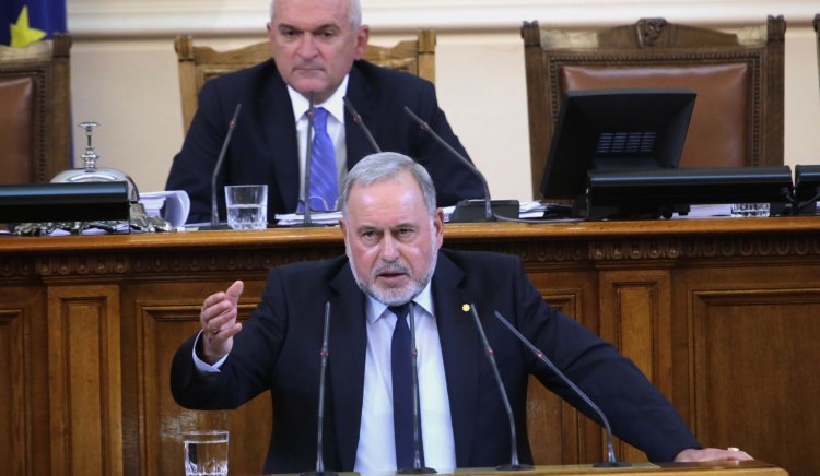 Славчо Велков: Проф. Плочев е бил заплашван от високопоставен политик да си подаде оставката доброволно