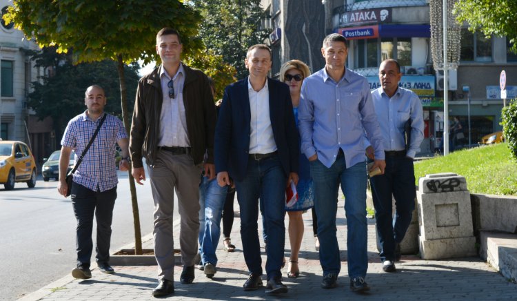 Отборът-победител на БСП регистрира партията в ОИК-Велико Търново