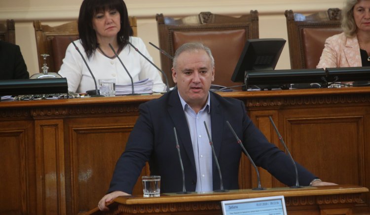 Атанас Костадинов: Управляващите сега жънат посятото от тях през последните десет години