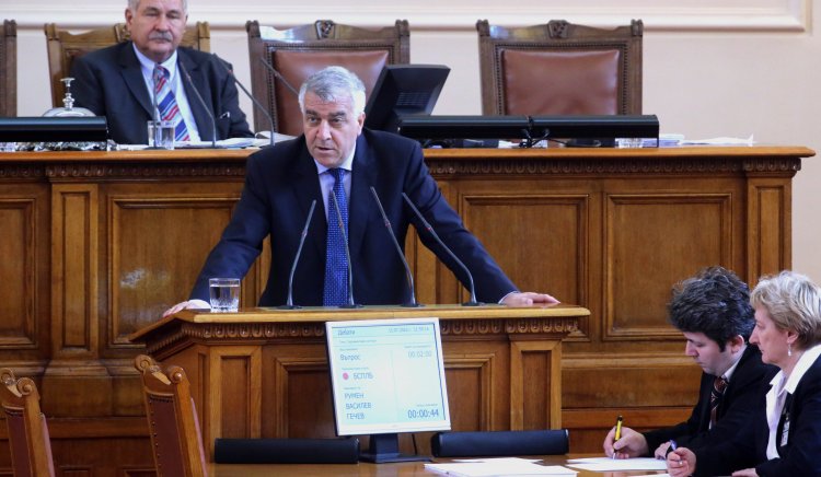 Гечев пита Горанов: Защо лишавате българския бизнес от 2,5 млрд. лв.?
