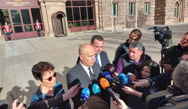 Георги Свиленски: БСП няма  да участва в консултациите при президента - не желаем да бъдем обвързвани с този служебен кабинет