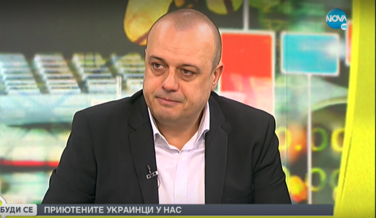 Министър Проданов: Ще разчитаме и на европейска солидарност за помощ на евакуираните от Украйна българи