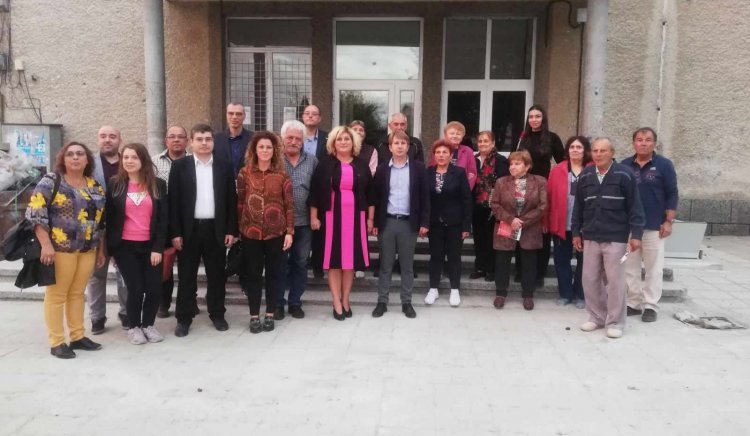 „БСП за Бъллгария“ тръгва към победа в Самоводене, и там залагат на дама