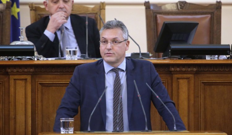 Валери Жаблянов: Позицията, изразена от Димитър Главчев, може да влоши отношенията ни със Сърбия 