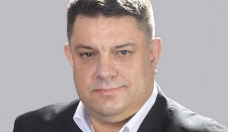 Зафиров: Нападките на Радев срещу БСП и свалянето на правителството водят до връщането на Борисов