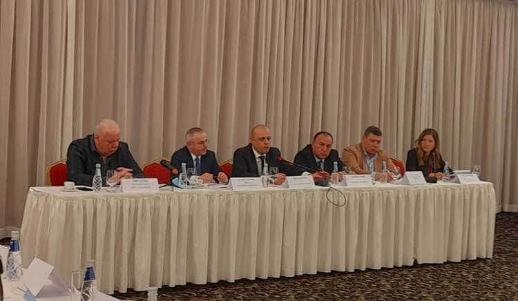 Министър Проданов участва в Кръгла маса на тема „Туризъм“ в Сандански