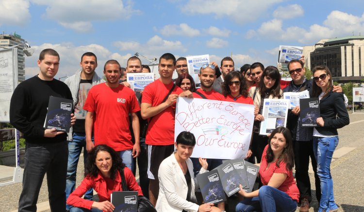Младите от БСП се включиха кампанията на европейските социалисти за отбелязване на 9-ти май