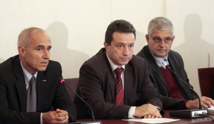 ГЕРБ подменя волята на над 770 000 българи и опорочава първия референдум в България 