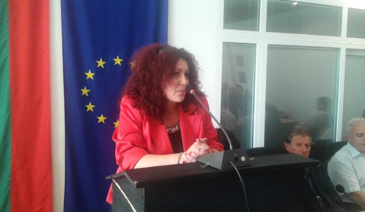 Юристът Силвия Иванова е кандидатът за кмет на БСП в община Радомир
