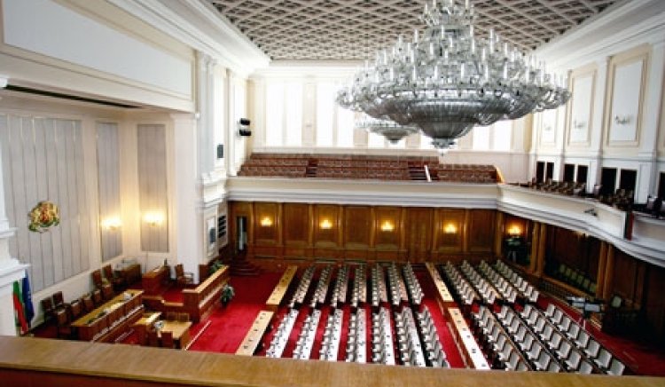 ПГКБ излиза от парламента до края на седмицата 