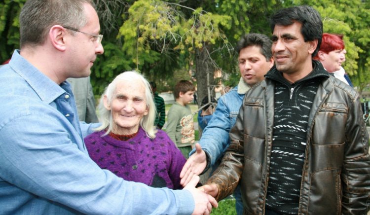 Премиерът поздрави ромската общност по случай Международен ден на ромите 8 април 