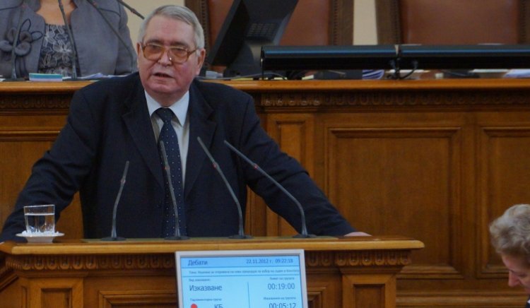 Любен Корнезов: БСП няма да участва в маскарада на ГЕРБ