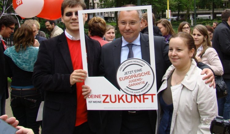 Сергей Станишев и младежи от цяла Европа правят нова стъпка в борбата срещу младежката безработица 