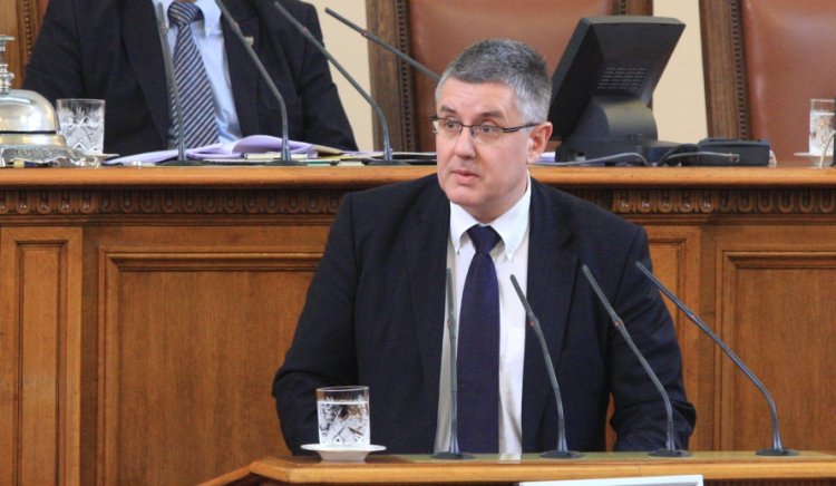 ПГКБ дава седем дневен срок на Мирослав Найденов да отмени скандалната наредба за добив и търговия с дървесина 