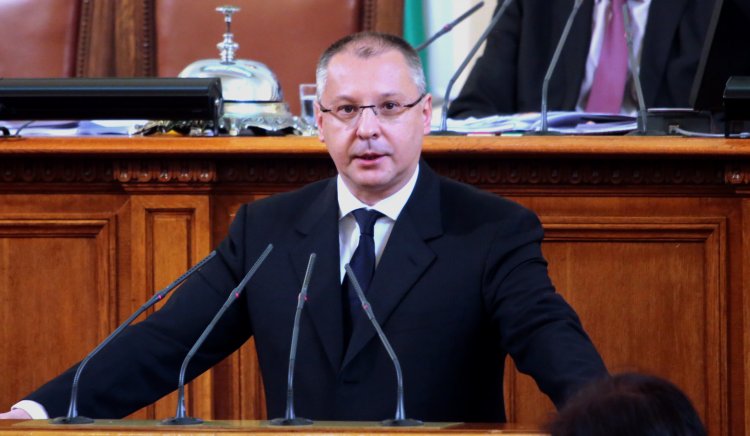 Сергей Станишев: Парламентът се занимава с измъкване на държавния глава от една каша, забъркана от него