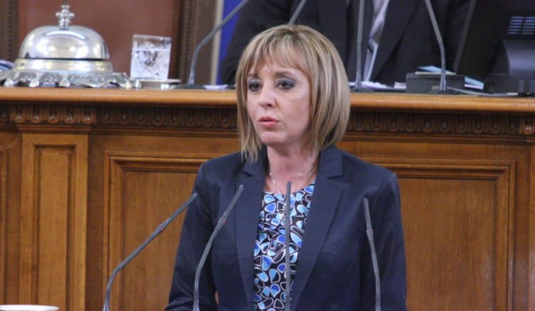 Мая Манолова: В отчета за дейността на НЗОК няма нито дума за най-големия грабеж в България