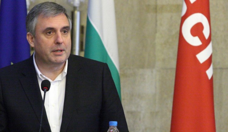 Ивайло Калфин: От днес се определя бъдещето на България
