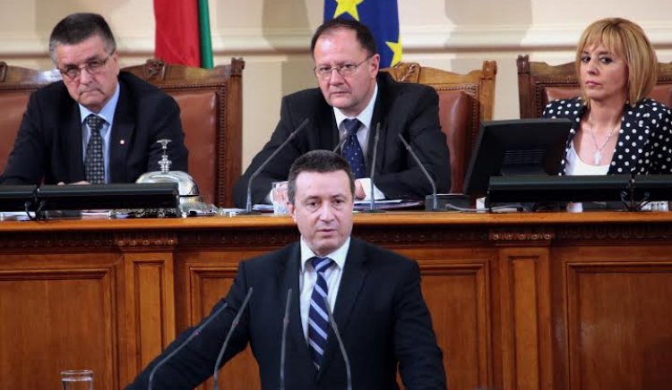 Янаки Стоилов: Противопоставяме се категорично на всякакви недемократични актове, включително и тези, които засягат убежденията, правата и усилията за демократично развитие на България