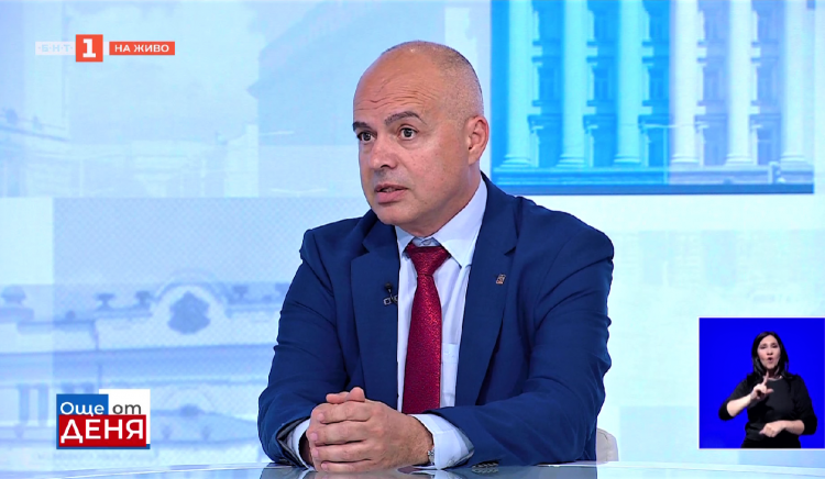 Георги Свиленски: Прави се законодателство, което да спаси главата на Борисов