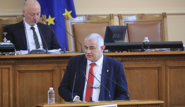 Георги Гьоков, БСП, към министър Василев: Доволни сме, че казахте, че няма да се пипа Сребърният фонд
