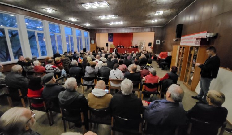 Нинова представи социалните мерки на БСП пред социалистите в Пловдив