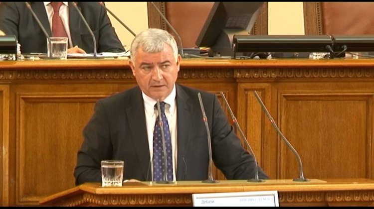 Атанас Мерджанов: ГЕРБ допускат лобистка поправка в закона за чужденците